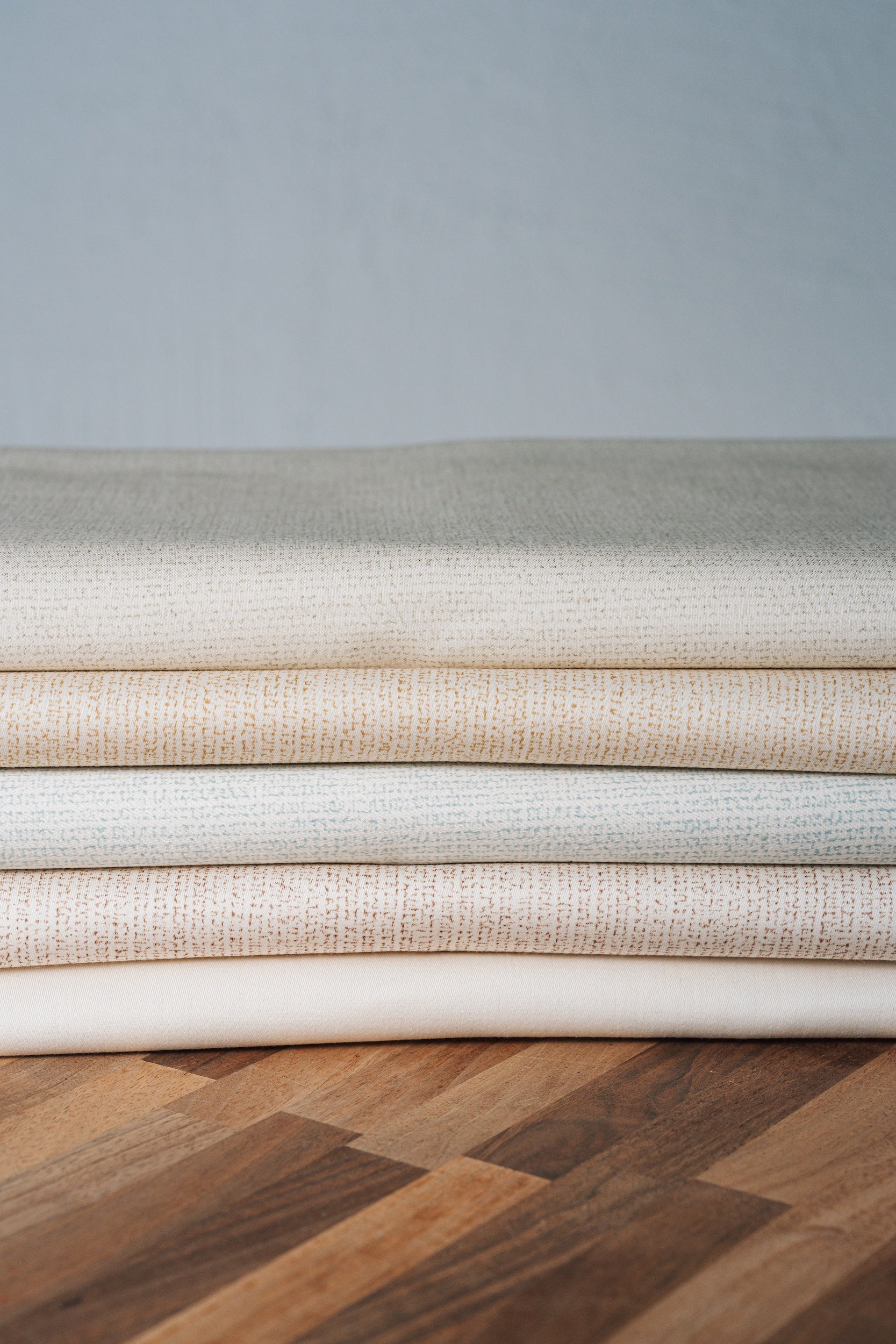 03 Oat/Pale Blue Cotton
