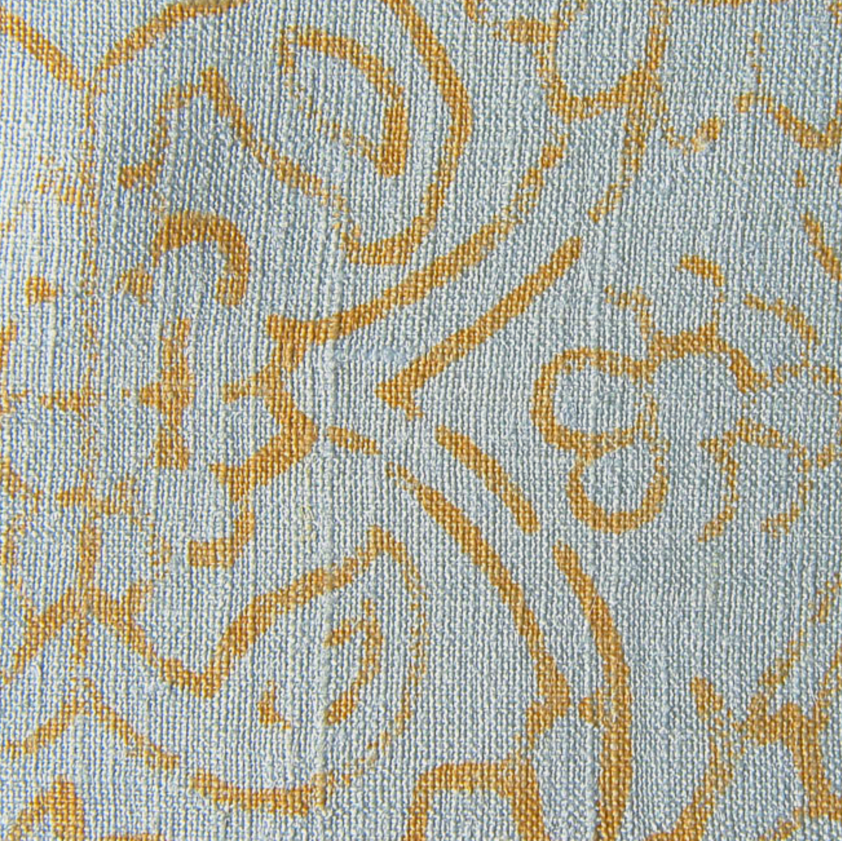 10 Pale Blue / Mid-Putty